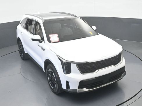 Used 2024 Kia Sorento S w/ Panoramic Sunroof Package FWD image 57