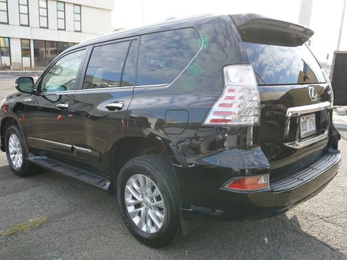 Used 2014 Lexus GX 460 AWD/4WD image 25