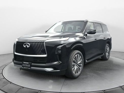 New 2026 INFINITI QX80 Luxe image 2