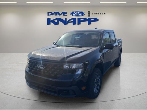 New 2025 Ford Maverick XLT w/ XLT Luxury Package AWD/4WD image 3