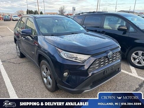 Used 2019 Toyota RAV4 Limited image 1