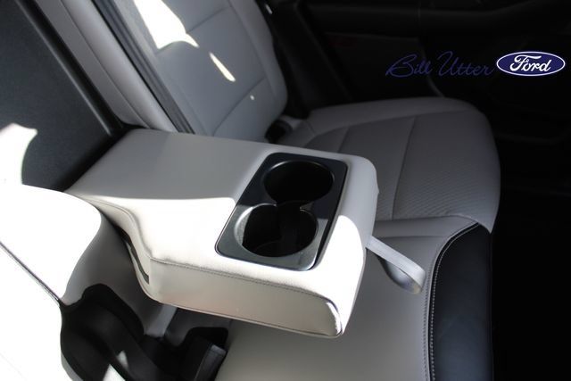 New 2025 Ford Escape SE FWD image 11