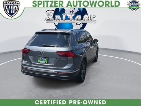 Used 2023 Volkswagen Tiguan SE w/ Panoramic Sunroof Package AWD/4WD image 9