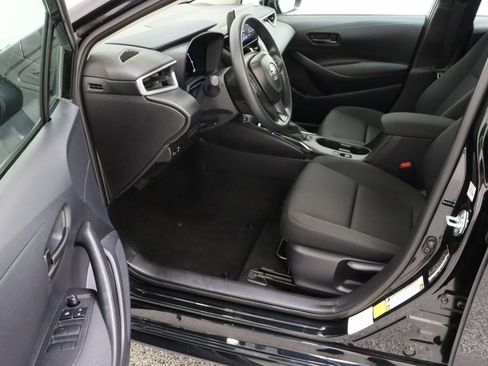 Certified 2026 Toyota Corolla LE FWD image 14