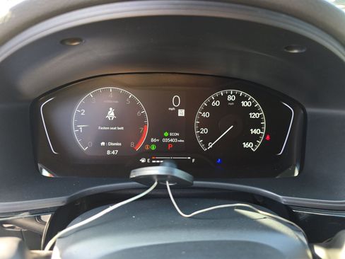 Used 2023 Honda Civic Sport image 11