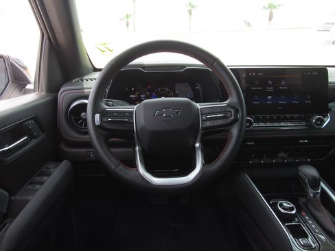 Used 2024 Chevrolet Colorado Z71 w/ Z71 Convenience Package 2 image 24