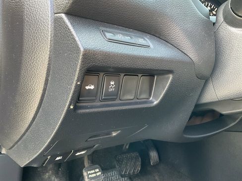 Used 2016 Nissan Altima 2.5 SR FWD image 27