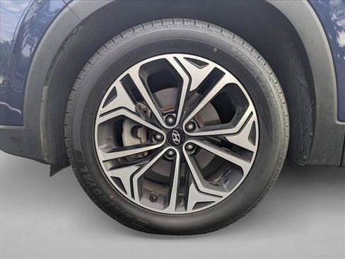 Used 2019 Hyundai Santa Fe FWD image 13