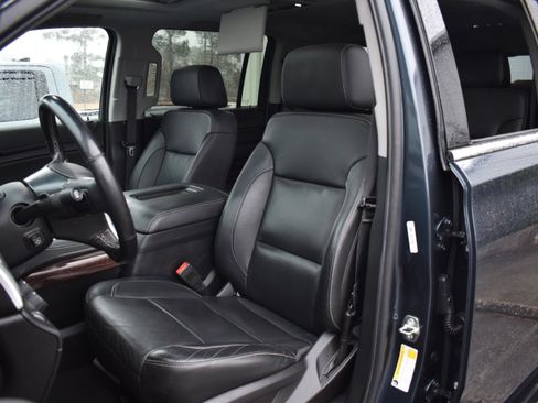Used 2019 GMC Yukon XL SLT w/ Open Road Package image 25