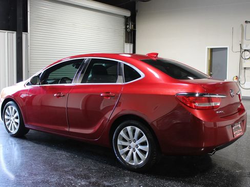Used 2015 Buick Verano w/ Comfort Package FWD image 5