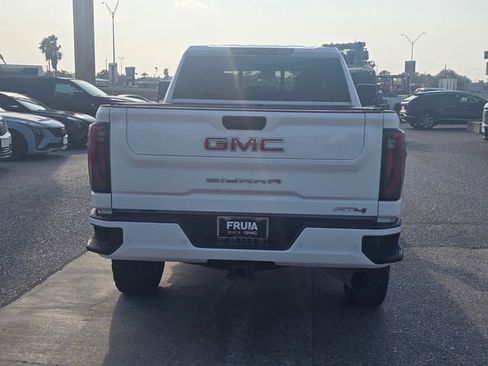 Used 2025 GMC Sierra 2500 AT4 w/ AT4 Premium Plus Package AWD/4WD image 7