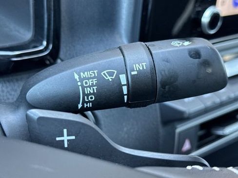 Used 2025 Toyota Camry SE FWD image 40