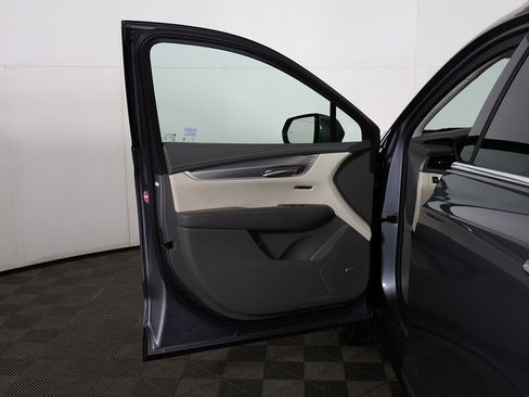 Used 2022 Cadillac XT5 Premium Luxury image 21