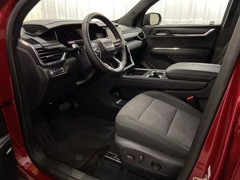 Used 2025 GMC Acadia Elevation image 36