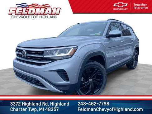Used 2022 Volkswagen Atlas SE image 1