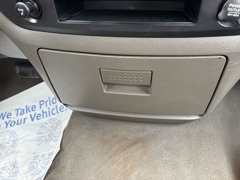 Used 2008 Dodge Ram 1500 Truck ST image 23