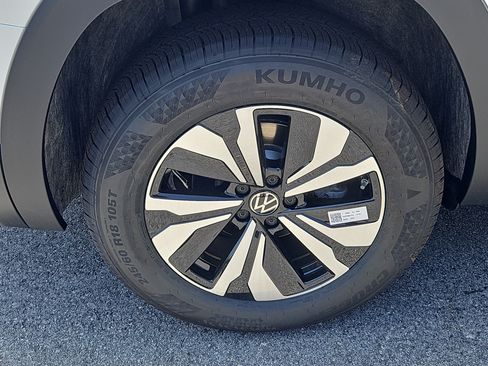 New 2026 Volkswagen Atlas SE AWD/4WD image 3