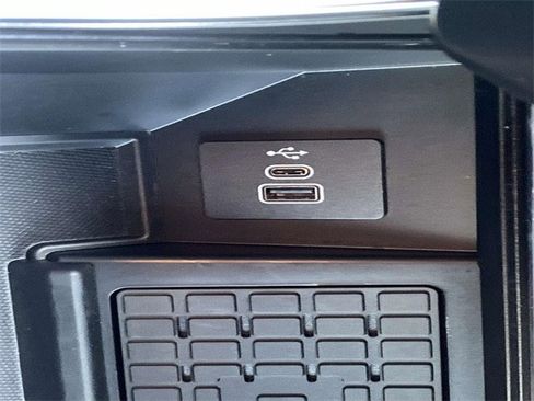 Used 2025 Ford F150 Raptor image 68