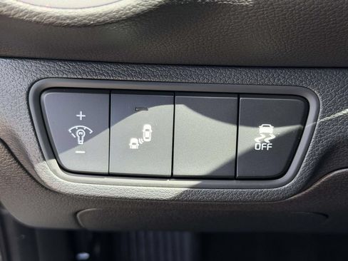 Used 2023 Kia Forte LXS w/ LXS Technology Package FWD image 24