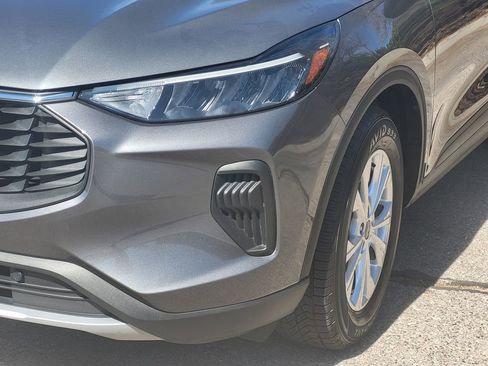 Used 2024 Ford Escape Active w/ Cold Weather Package FWD image 7