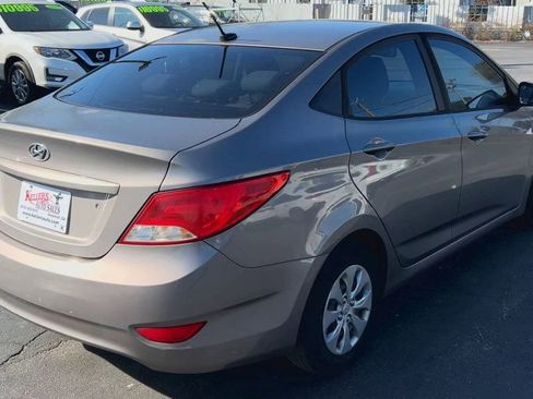 Used 2017 Hyundai Accent SE FWD image 8