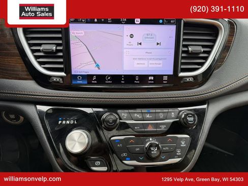 Used 2022 Chrysler Pacifica Pinnacle AWD/4WD image 19