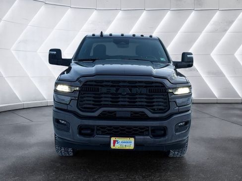 New 2026 RAM 2500 Big Horn AWD/4WD image 9