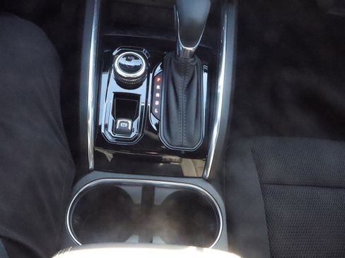 New 2026 GMC Canyon Elevation w/ Convenience Package image 15