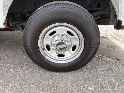 Used 2020 Ford F250 XL w/ Power Equipment Group AWD/4WD image 29