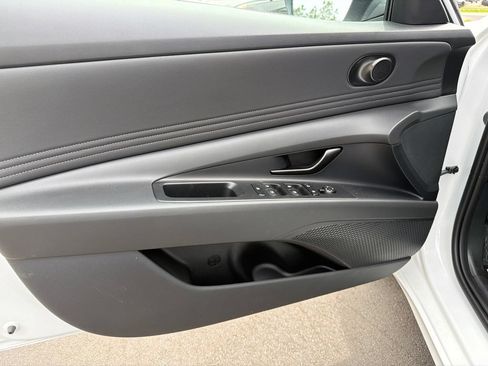 New 2026 Hyundai Elantra Sport FWD image 11