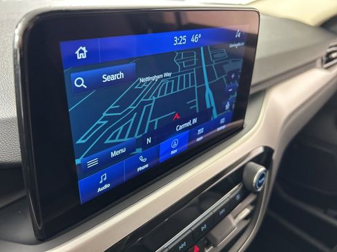 Used 2020 Ford Escape SEL image 15