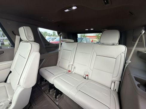 New 2026 GMC Yukon Denali w/ Denali Reserve Package AWD/4WD image 22