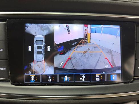 Used 2023 Buick Enclave Essence w/ Experience Buick Package image 24