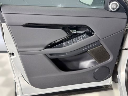 New 2026 Land Rover Range Rover Evoque S image 12