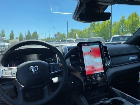 New 2025 RAM 2500 Laramie image 10