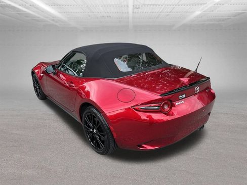 Used 2025 MAZDA MX-5 Miata Club RWD image 3