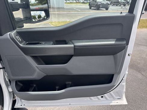 Used 2024 Ford F350 XLT image 33