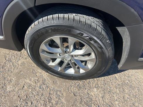 Used 2020 Hyundai Santa Fe SEL image 9