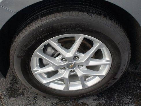 Used 2024 Chevrolet Equinox LT image 25