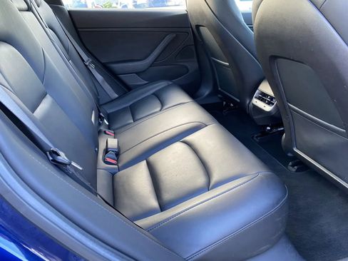 Used 2018 Tesla Model 3 Long Range image 7