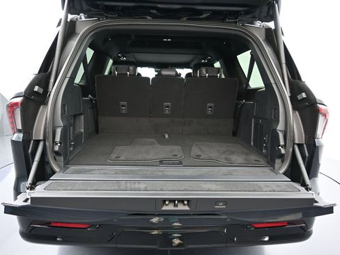 New 2026 Lincoln Navigator L Reserve w/ Jet Appearance Package AWD/4WD image 25