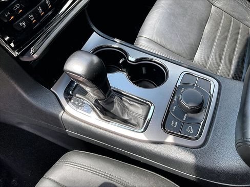 Used 2020 Jeep Grand Cherokee Limited X AWD/4WD image 15
