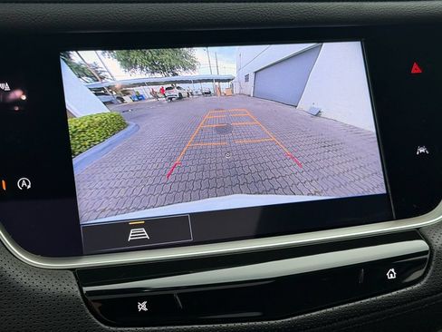 Used 2023 Cadillac XT6 Luxury FWD image 23