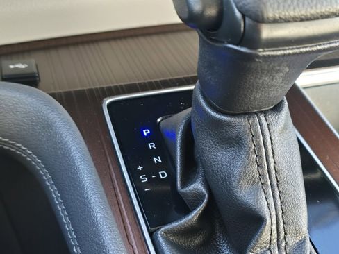 Used 2024 Toyota Sienna LE image 24