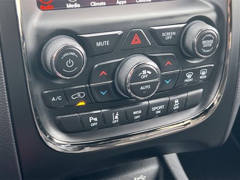 Used 2019 Dodge Durango R/T w/ Technology Group image 22