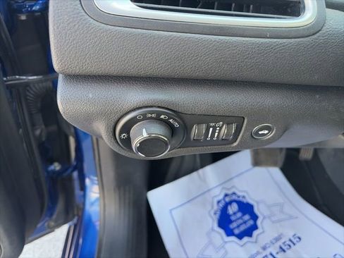 Used 2016 Chrysler 200 Limited FWD image 19