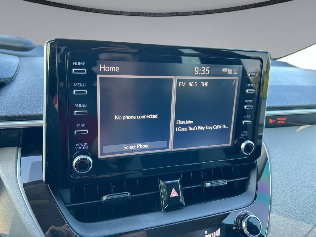 Used 2020 Toyota Corolla LE FWD image 21