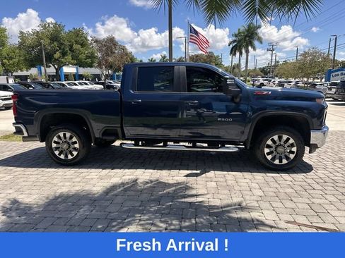 Used 2022 Chevrolet Silverado 2500 LT w/ Convenience Package AWD/4WD image 14