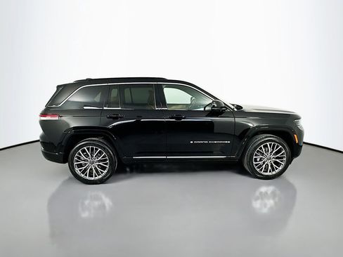 New 2026 Jeep Grand Cherokee Summit AWD/4WD image 8