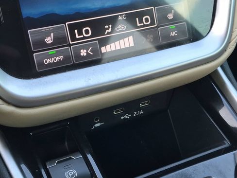 Used 2021 Subaru Outback Limited XT w/ Popular Package #2 AWD/4WD image 21